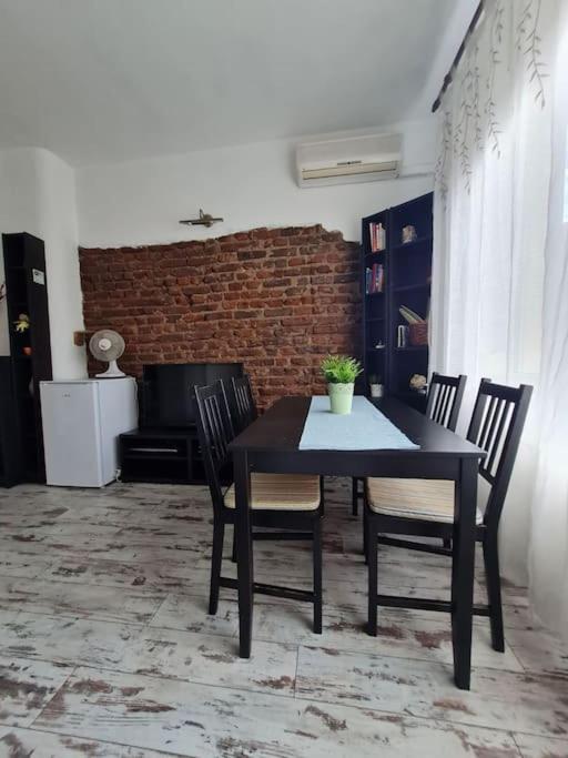 Raya Maisonette, Ideal Center Apartment Sofia Exterior photo